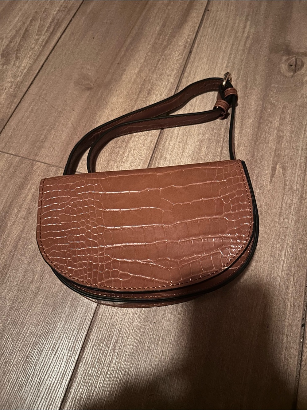 Tres Jolie Accessories Brown Croc-Embossed Saddle Crossbody Bag
